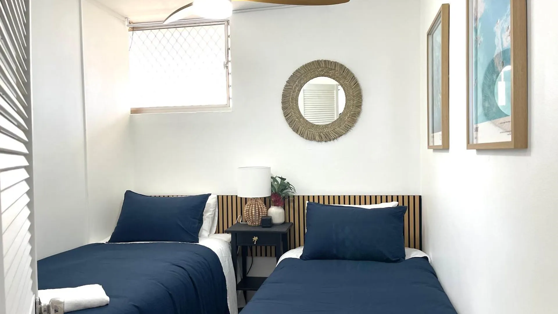 Lejlighed Surfers Beachfront Family Retreat Gold Coast Australien